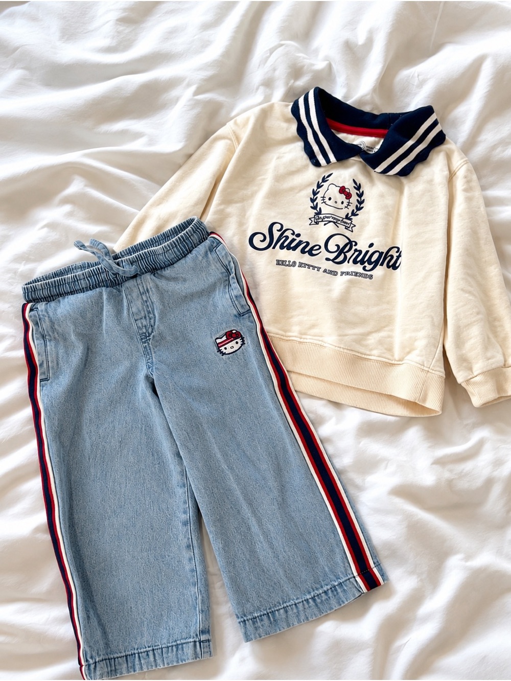 Hello Kitty Cream and Navy Polo Sweatshirt & Wide Leg Jeans 3T